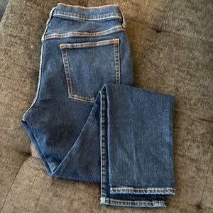 Gap Denim 34 x 32 Slim Taper Dark Wash Blue Jeans.
